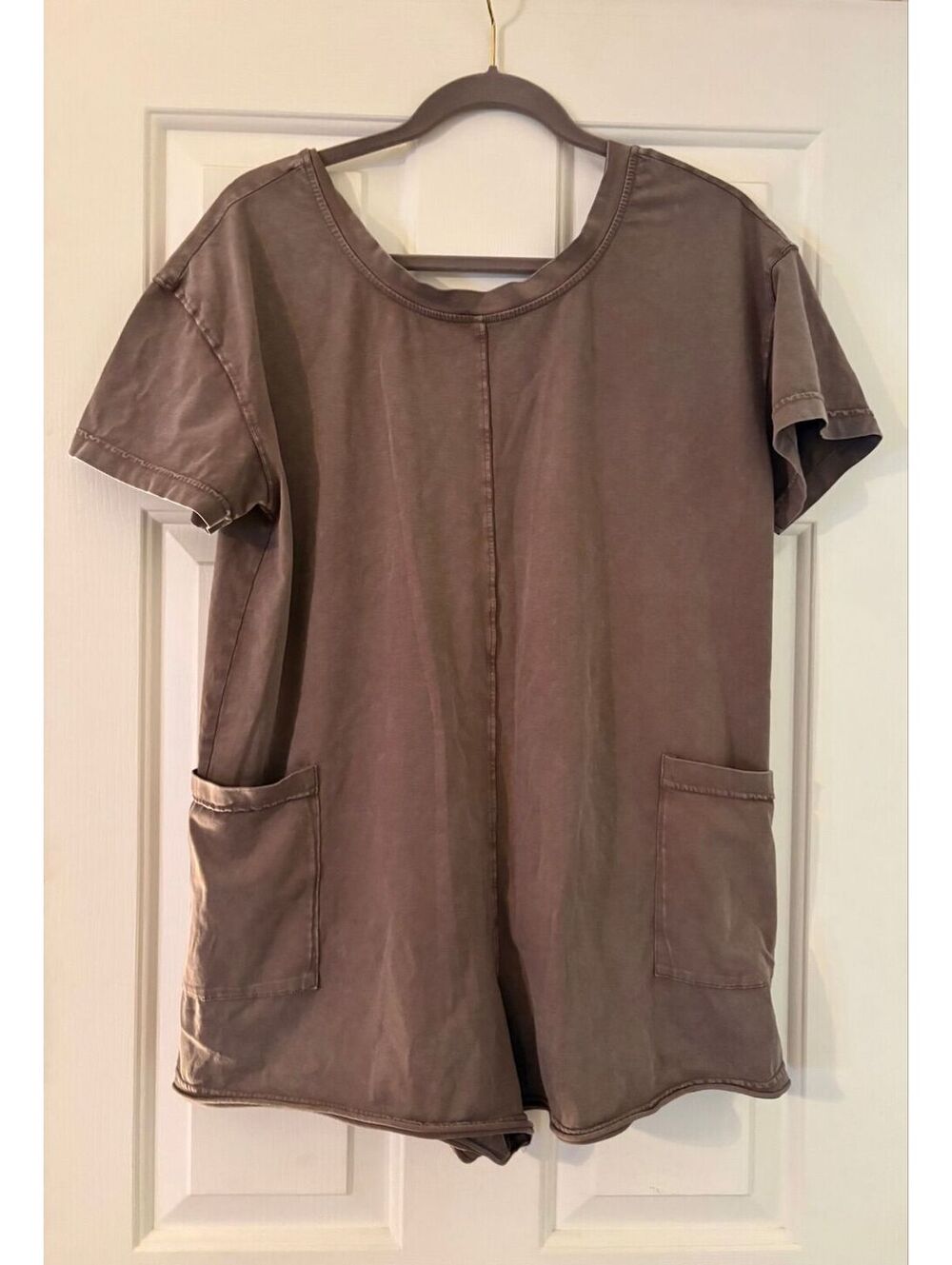 #280 Sundry one piece romper. Medium